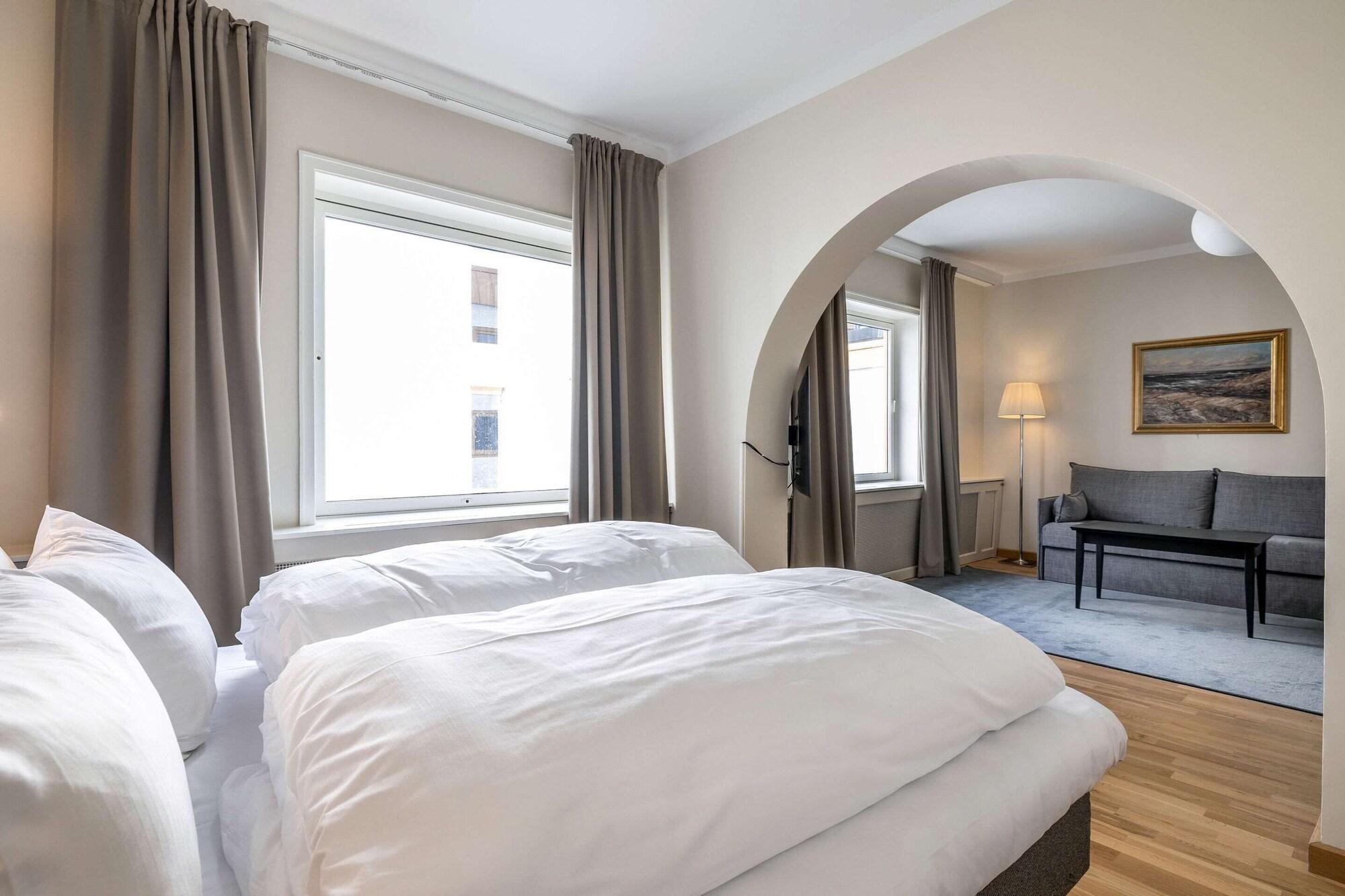 Quality Hotel Grand לארביק מראה חיצוני תמונה